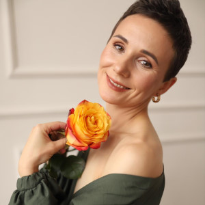 Elena_Mon_Intimite300x300