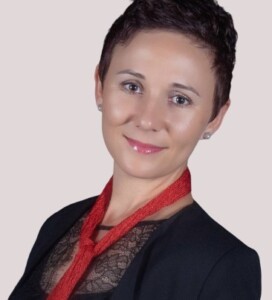 Elena – votre coach du périnée Elena Sergueïva - votre coach de musculation du périnée