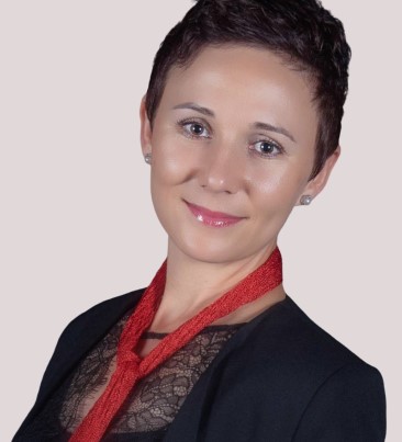 Elena – votre coach du périnée Elena Sergueïva - votre coach de musculation du périnée